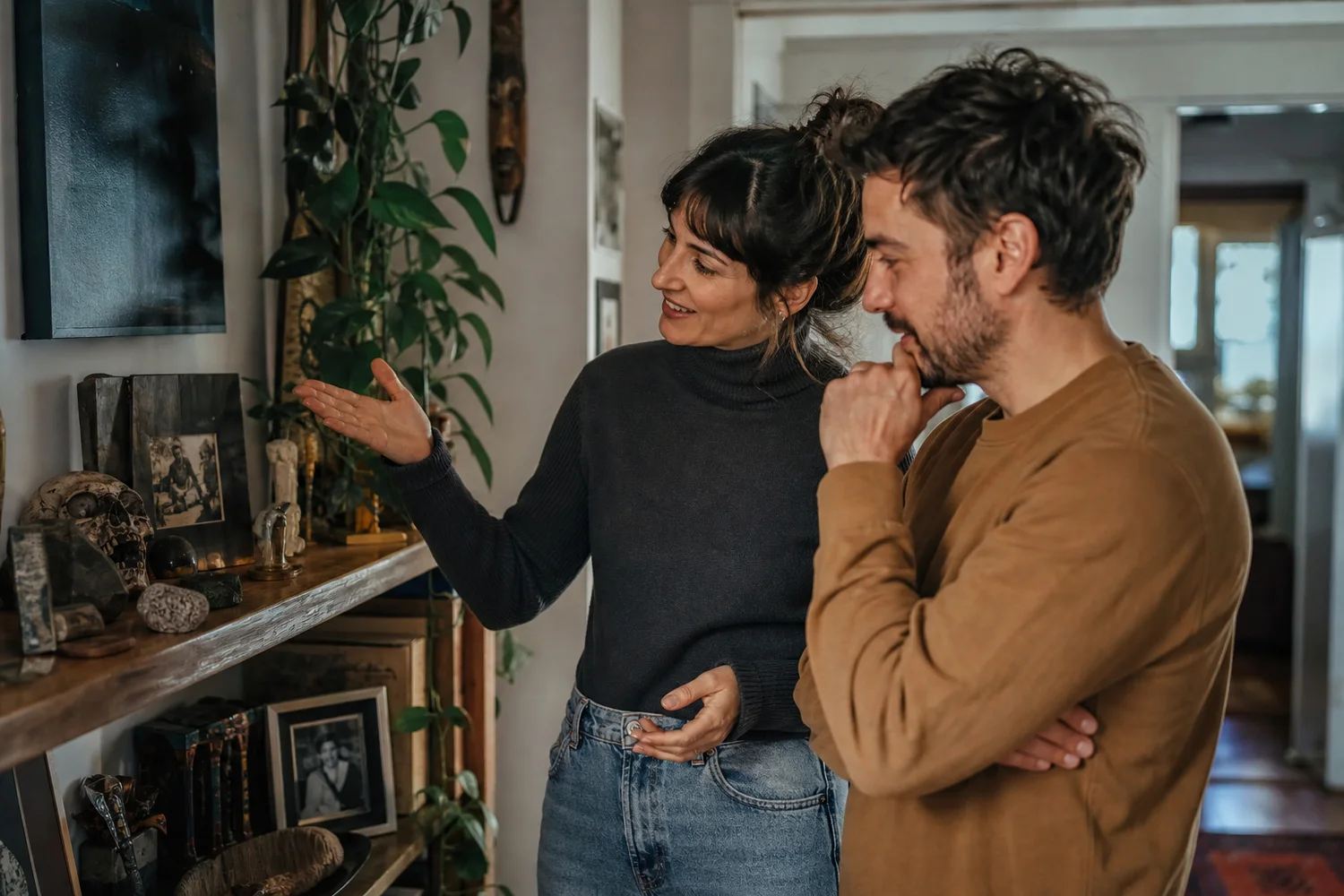 Make Each Other a Mini Museum date-night setting.